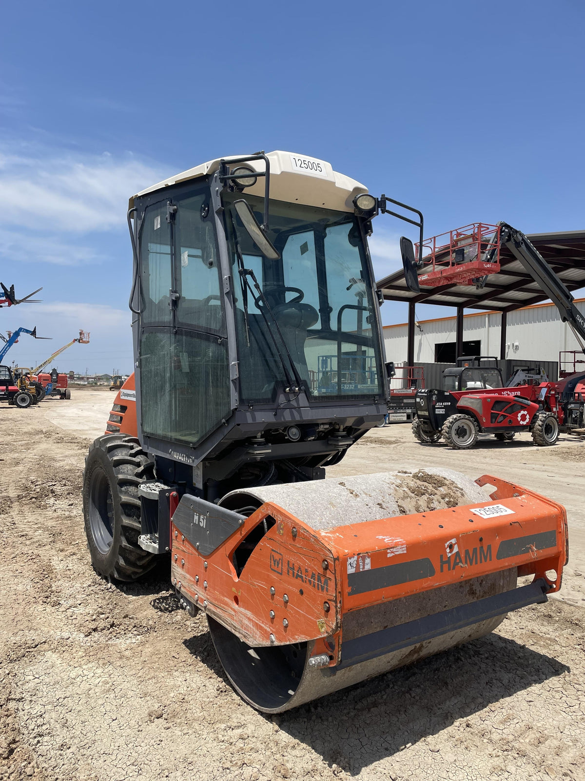 2021 HAMM H5I
