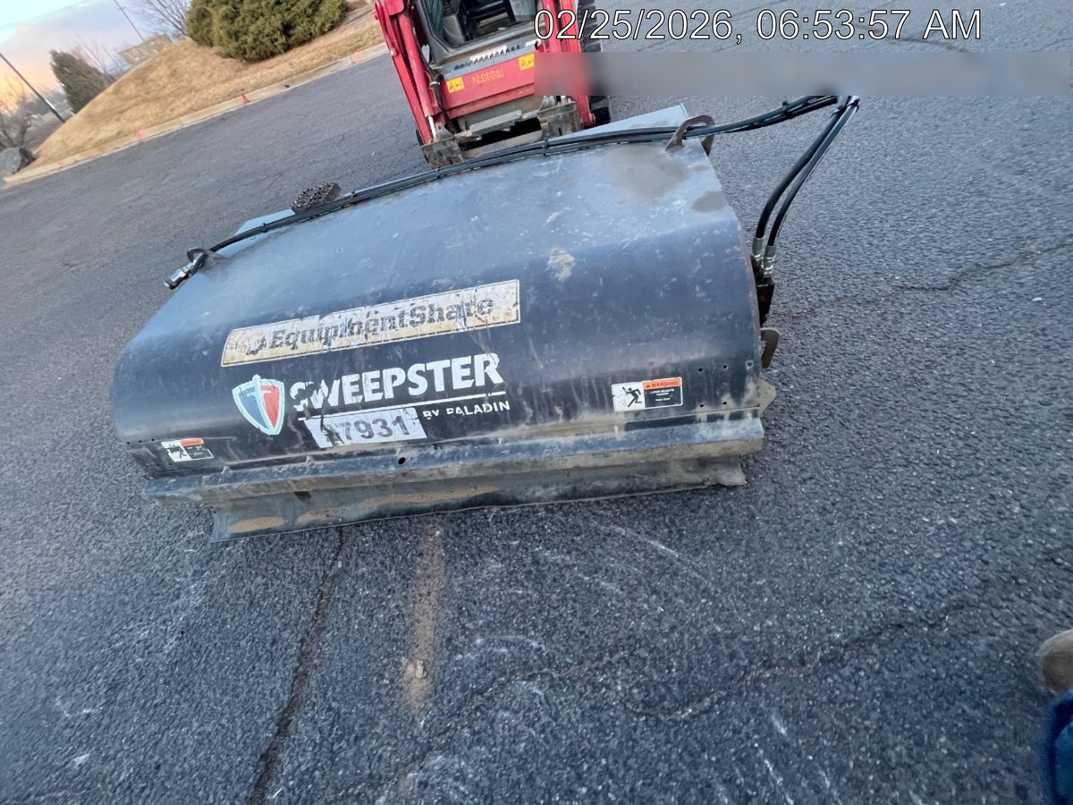 2019 PALADIN Sweepster SB72