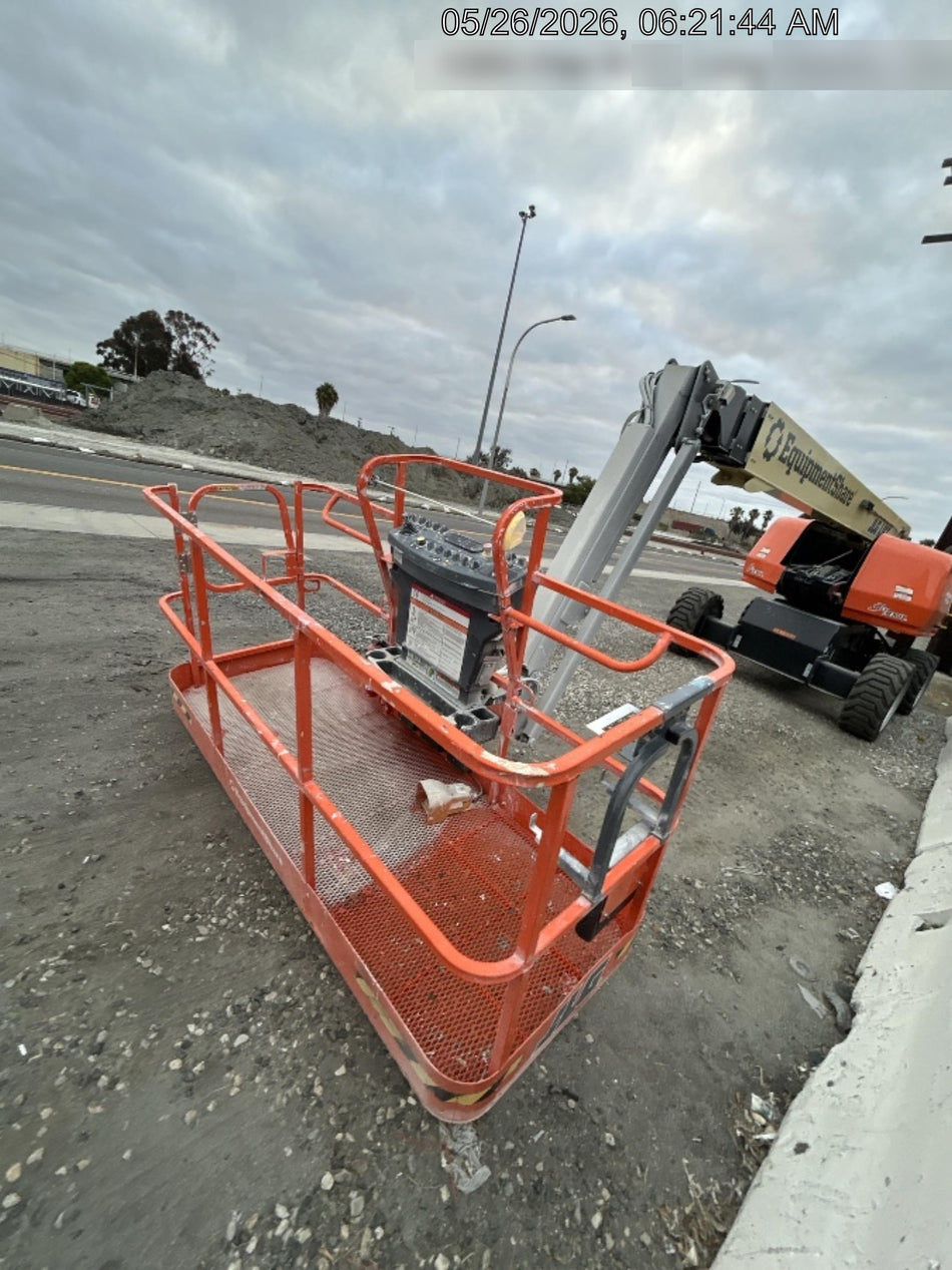 2025 JLG 660SJ