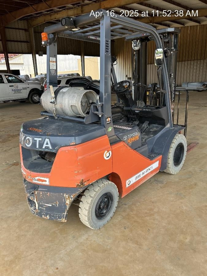 2022 TOYOTA 50-8FGU25