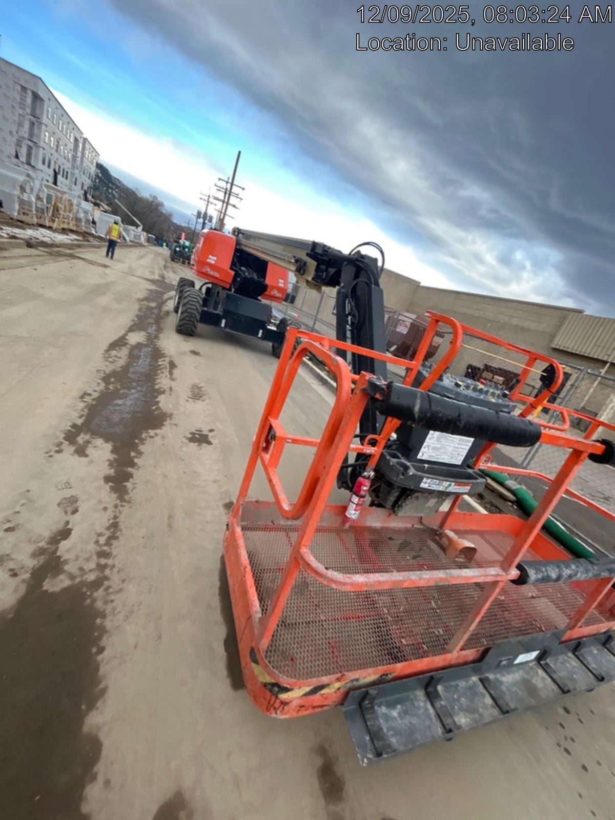 2025 JLG 660SJ
