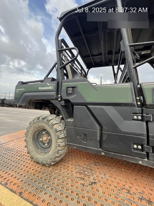 Kawasaki Mule PRO-DXT Kawasaki Mule PRO-DXT Movement Alarm, Beacon, Hard Top, ES Track Hardware
