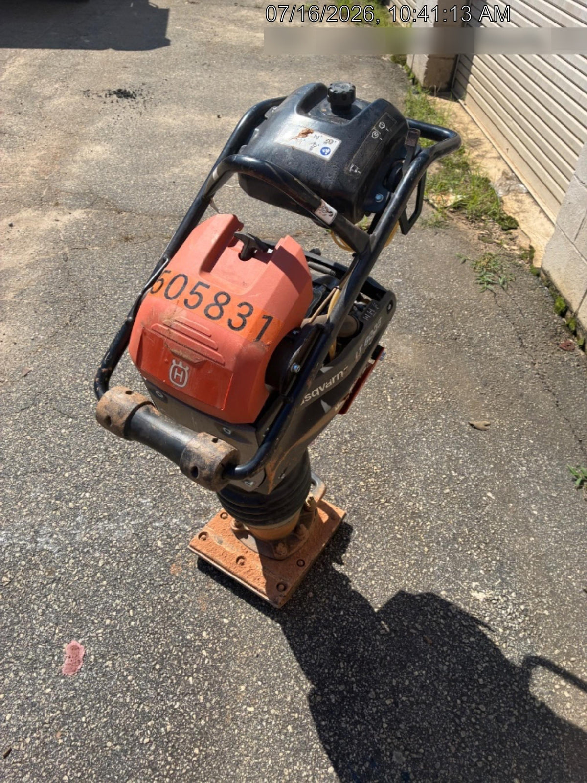 2025 HUSQVARNA LT6005