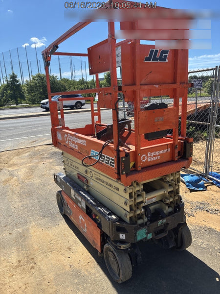 2022 JLG ES1932