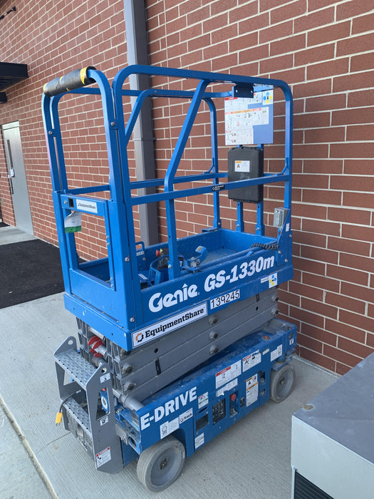2021 GENIE GS-1330m