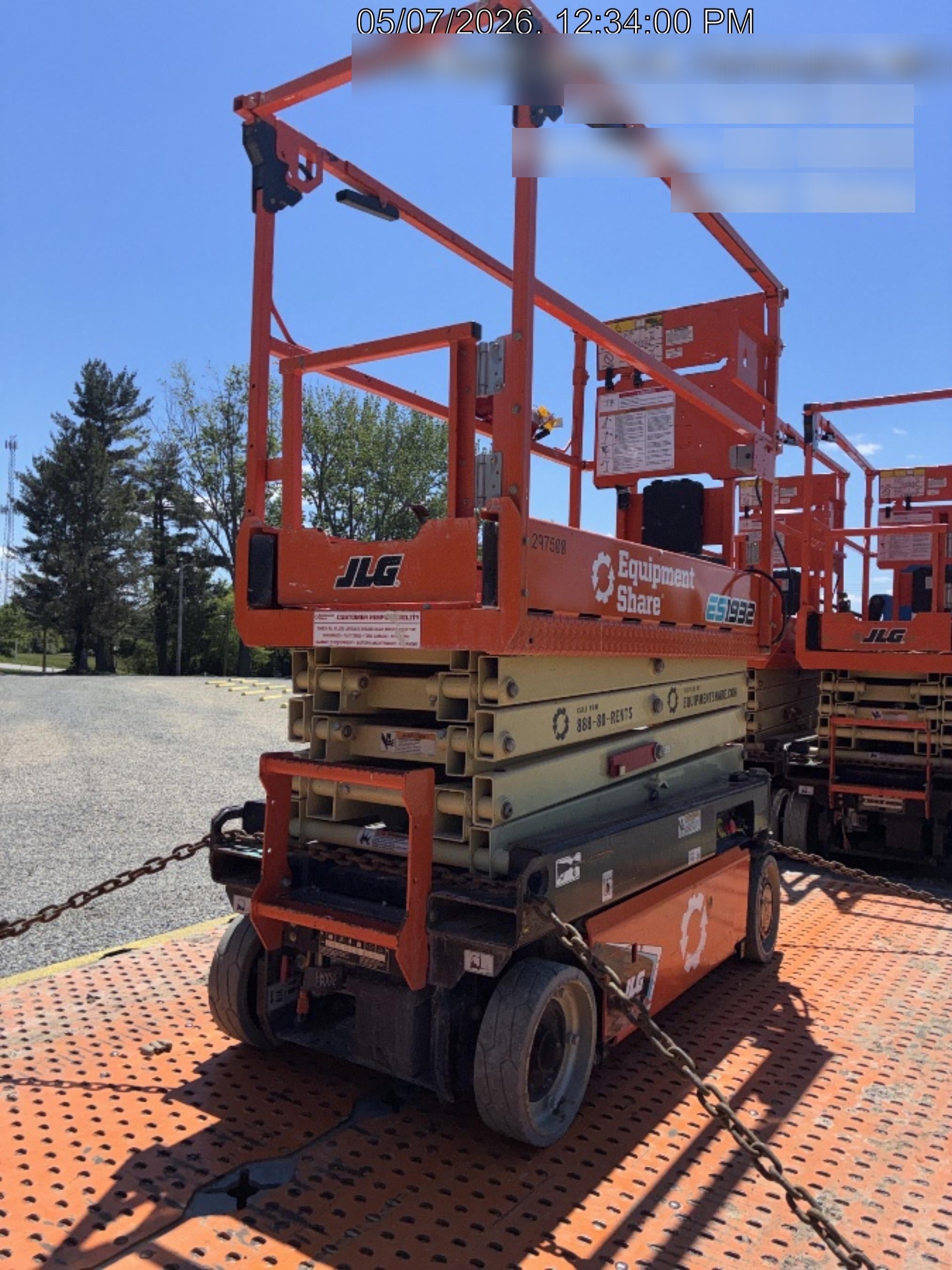 2023 JLG ES1932