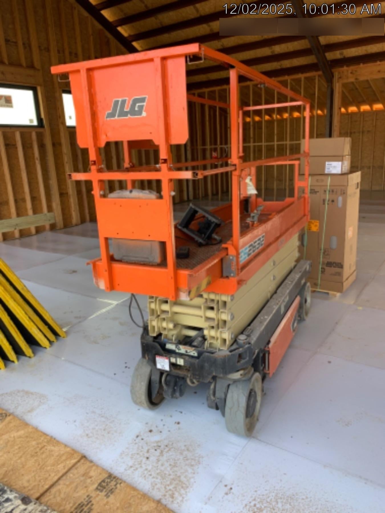 2022 JLG ES2632