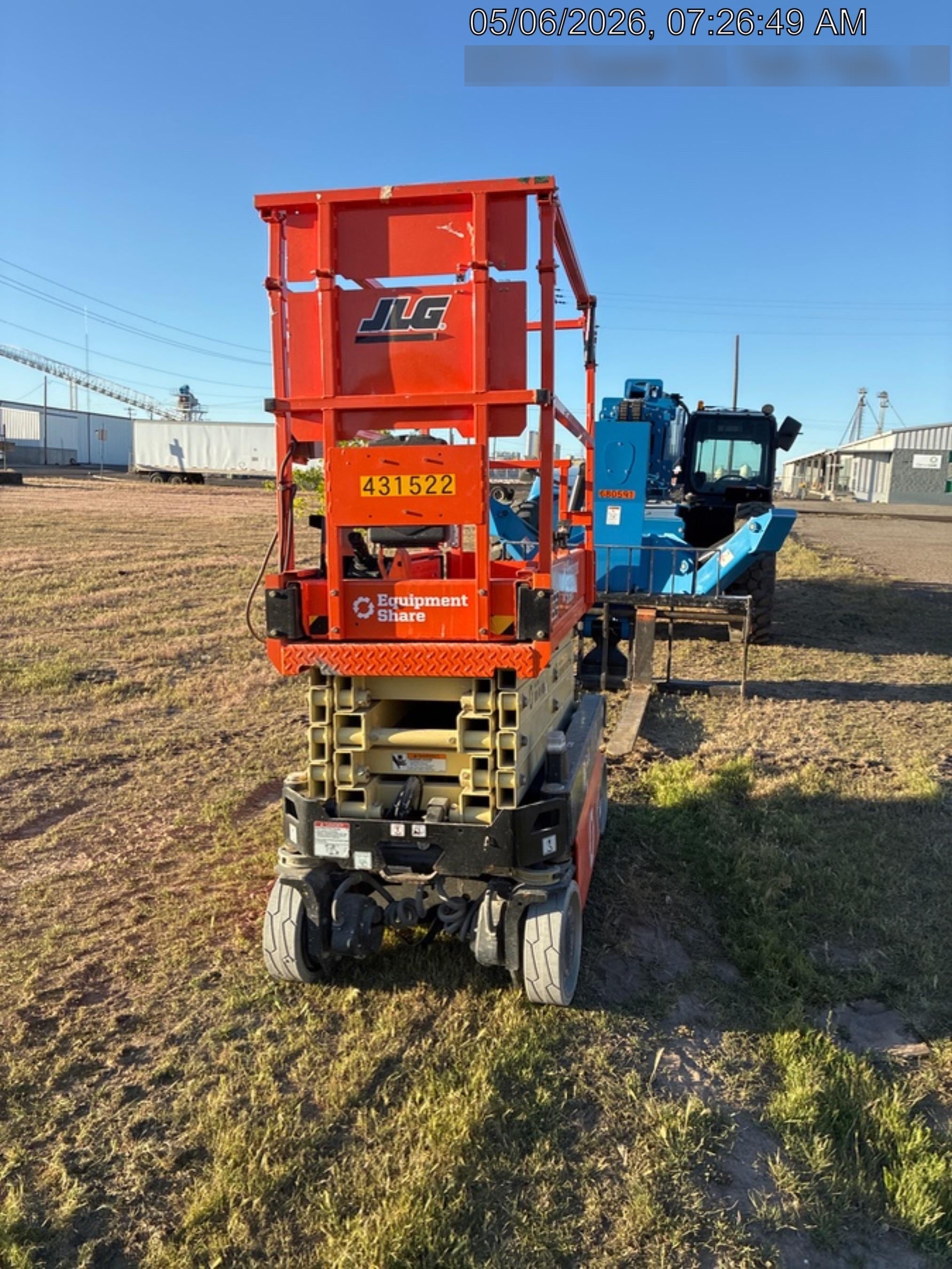 2024 JLG ES1932