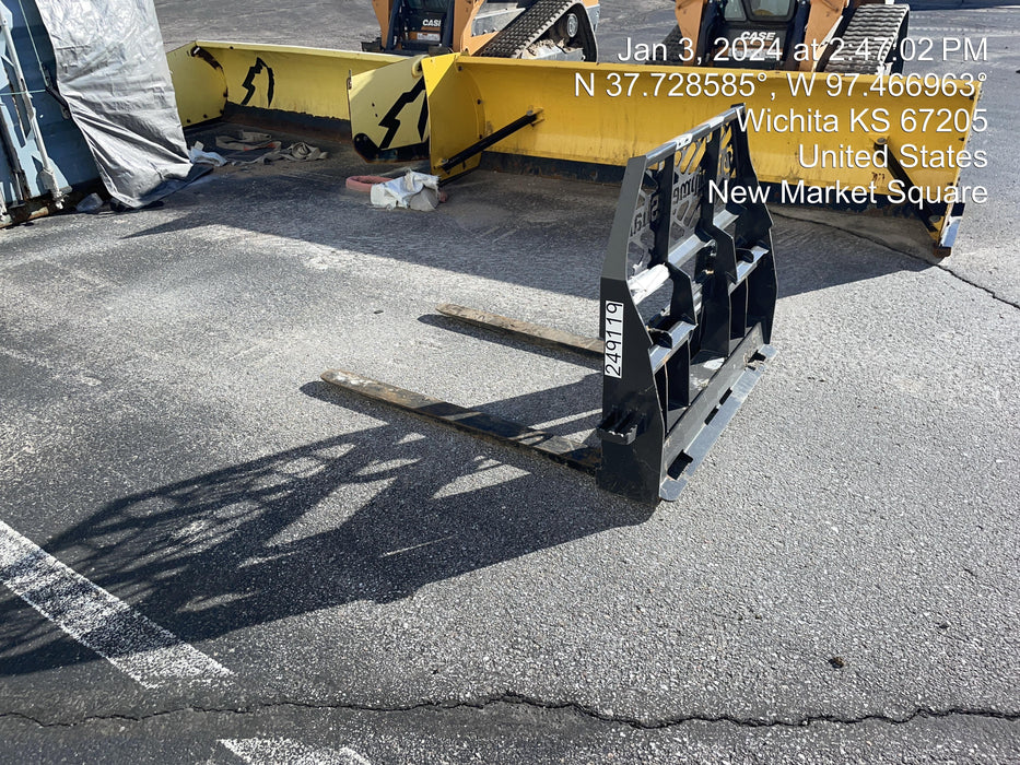 2022 PALADIN 48" Pallet Forks - Paladin