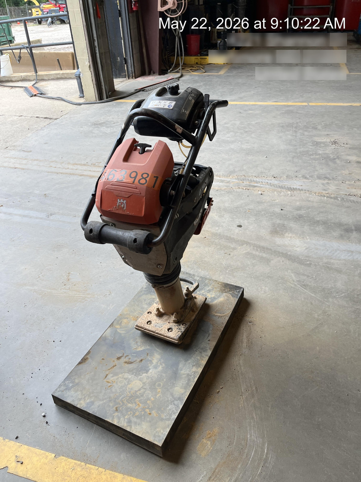2024 HUSQVARNA LT5005