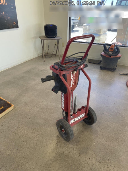 2021 HILTI TE 3000-AVR