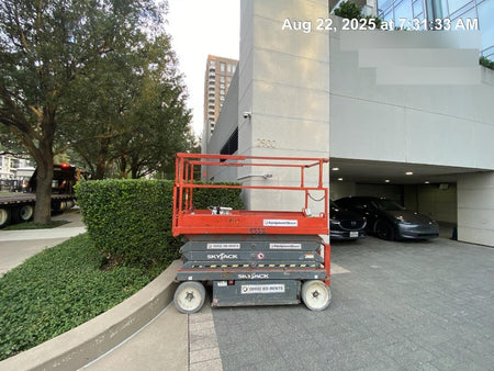 2015 Skyjack SJIII-3226 26' Scissor Lift