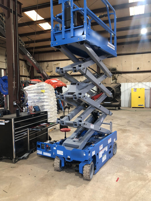 2019 Genie GS-1930 Fixed rails with chain Entry