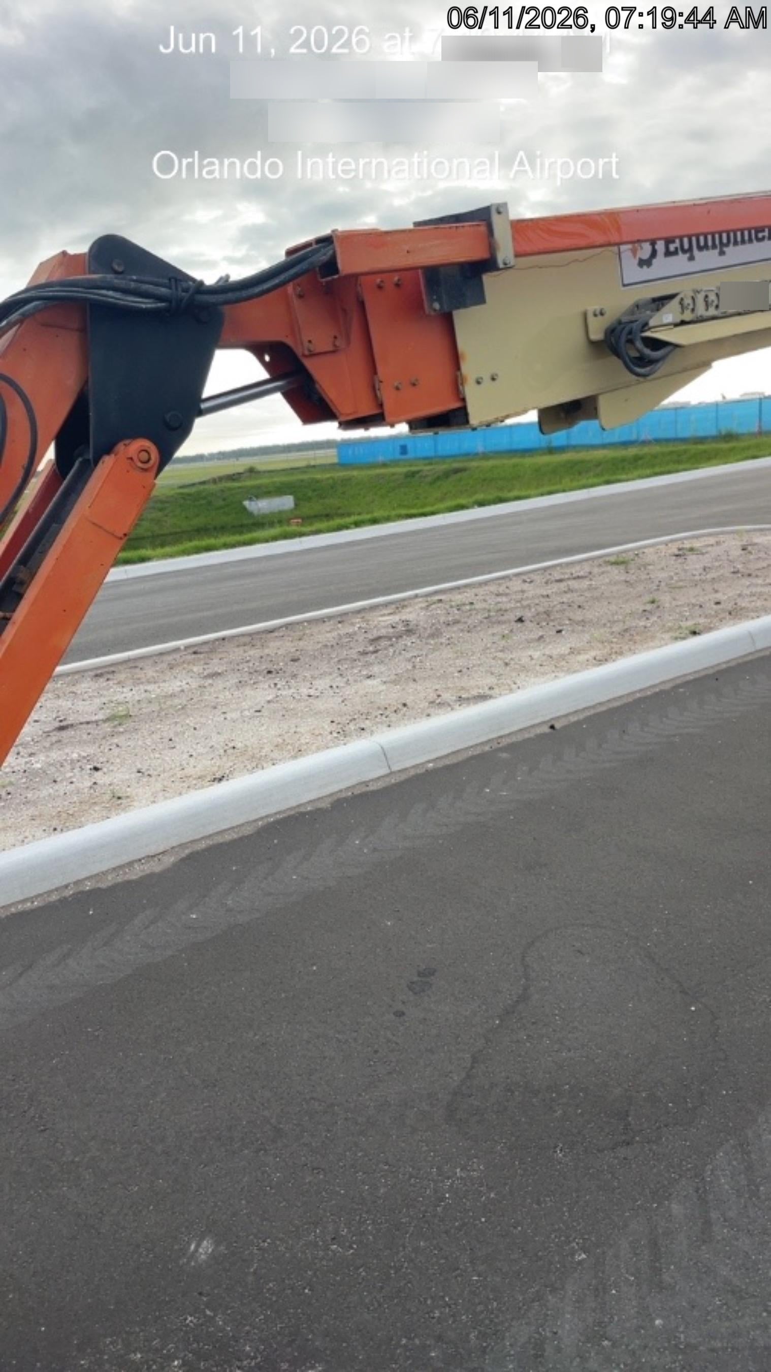 2020 JLG 860SJ