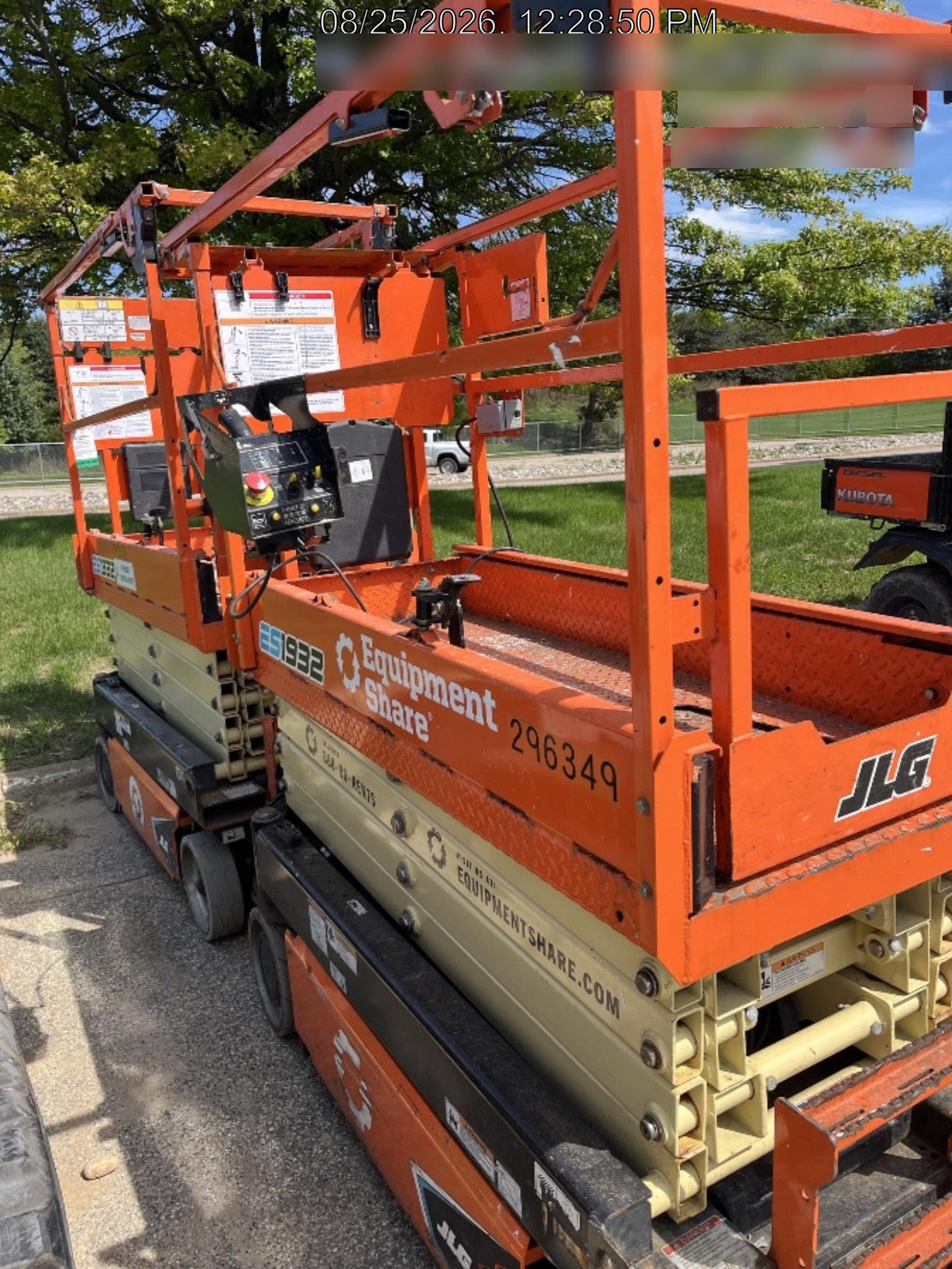 2023 JLG ES1932