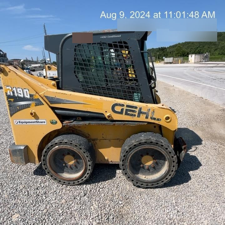 2016 GEHL R190
