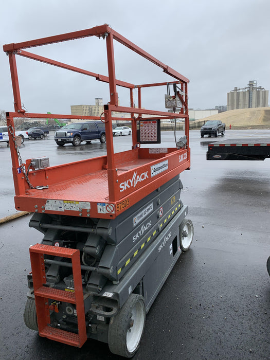 2017 Skyjack SJIII-3226 Standard Rental Specs