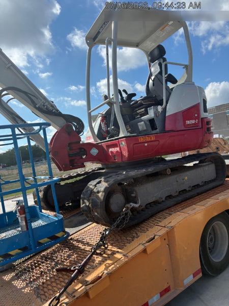 2021 TAKEUCHI TB250-2