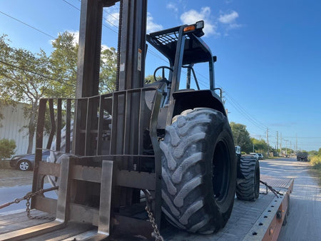 2022 CASE 586H
