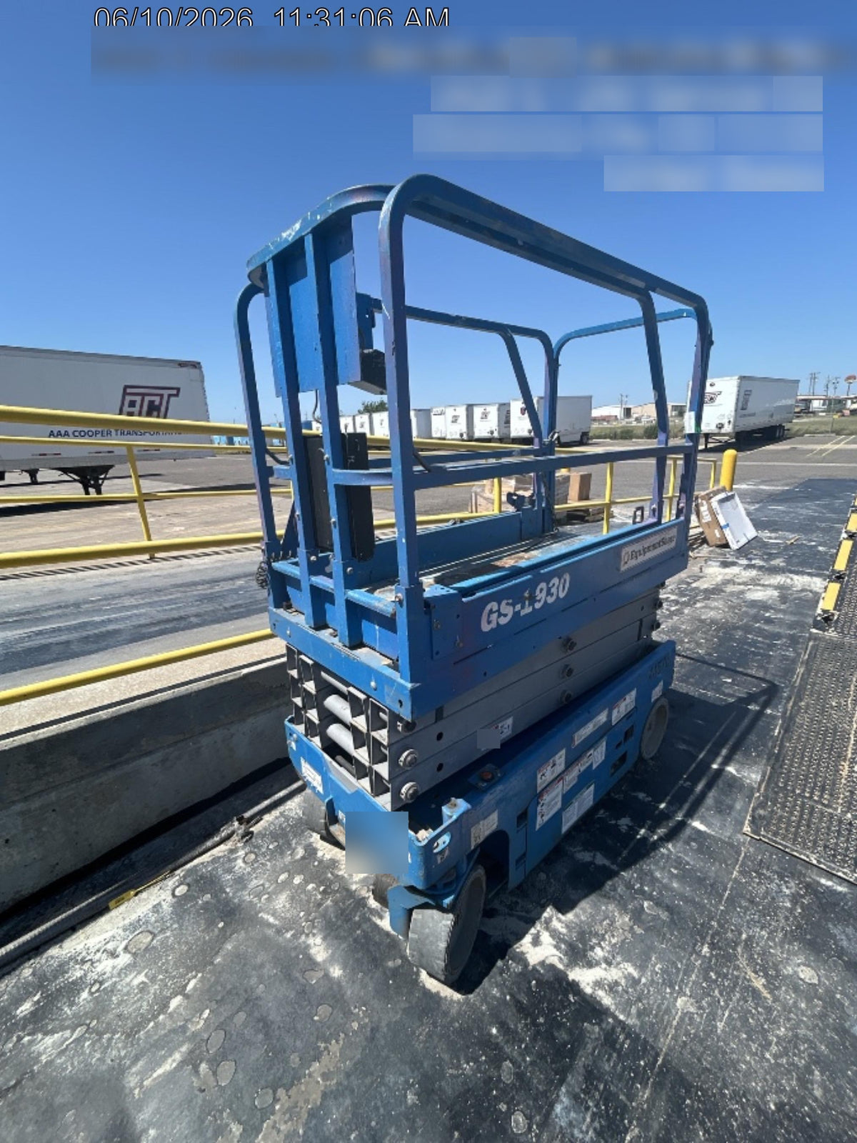 2019 Genie GS-1930 Fixed rails with chain Entry