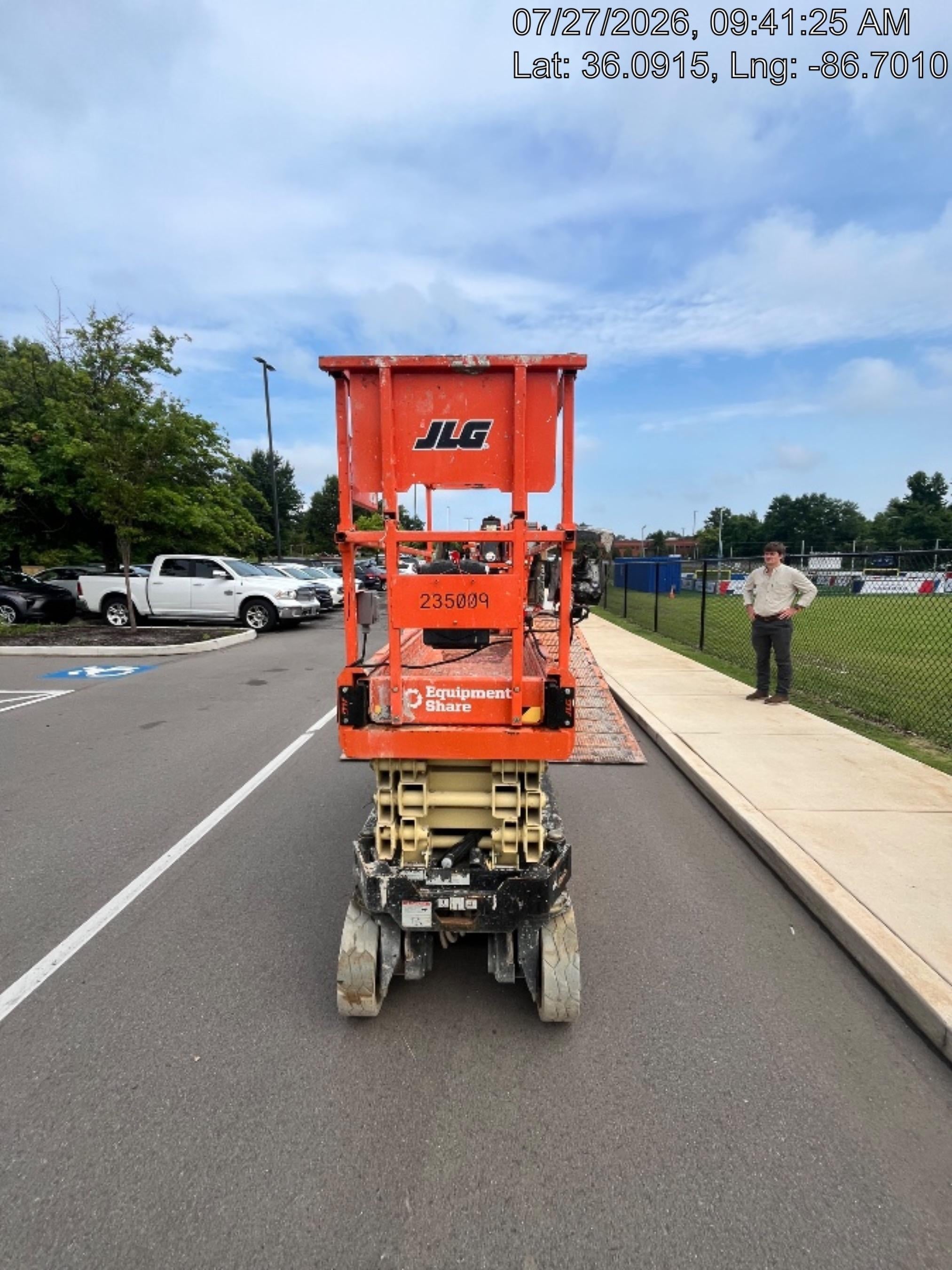 2022 JLG ES2632
