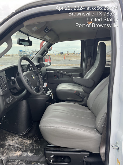 2023 CHEVROLET Express Van - Rental