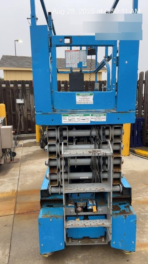 2017 Genie GS-3232 Genie GS3232 32' Scissor Lift