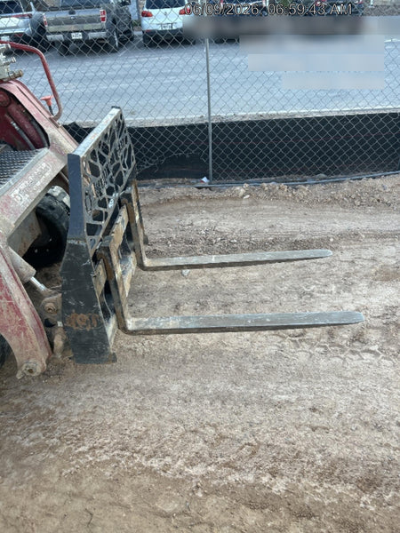 2021 PALADIN 48" Pallet Forks - Paladin