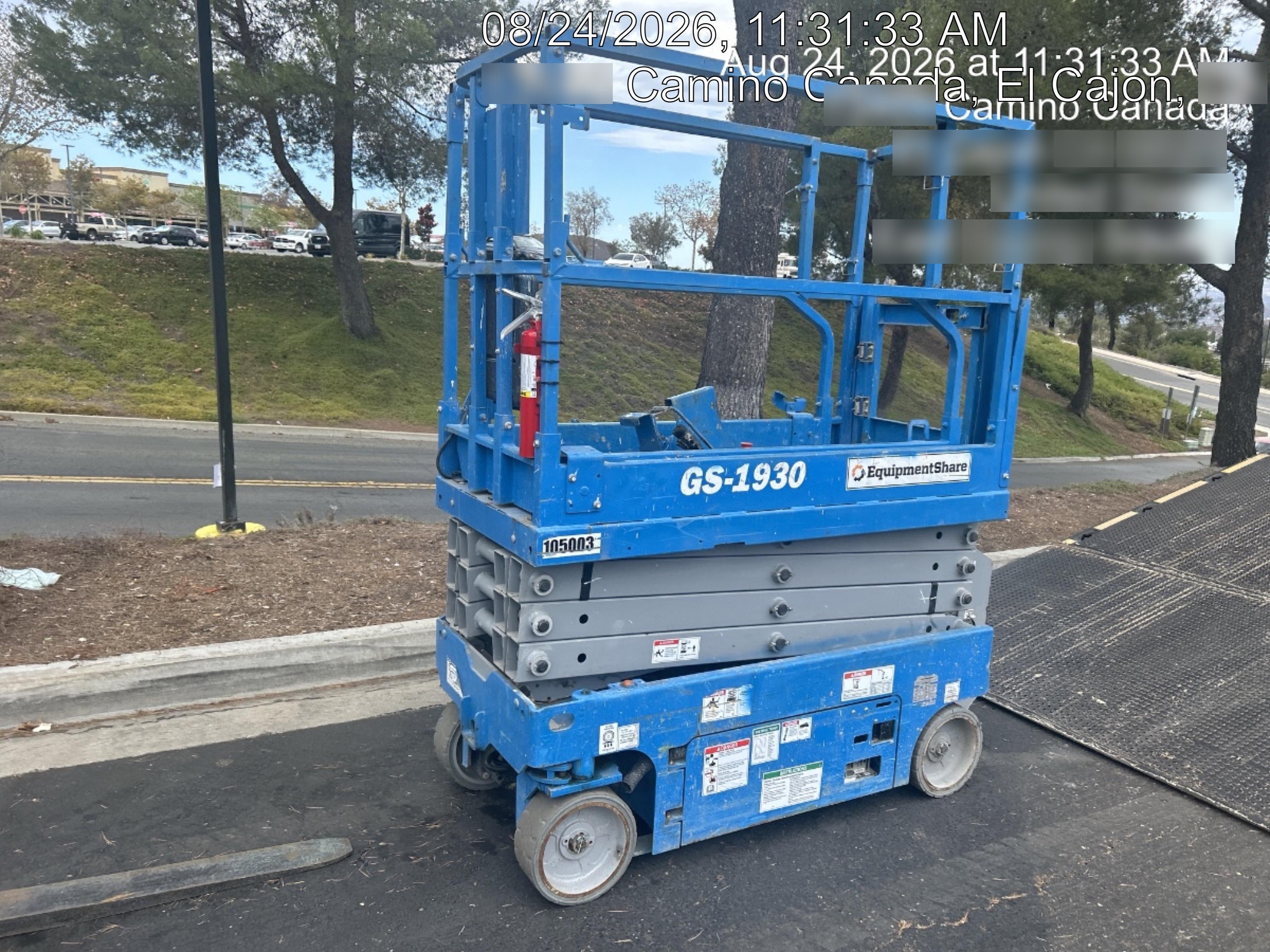 2020 Genie GS-1930 Solid Non Marking Tires, Beacon, Folding rails with half height swing gate, 800W Inverter