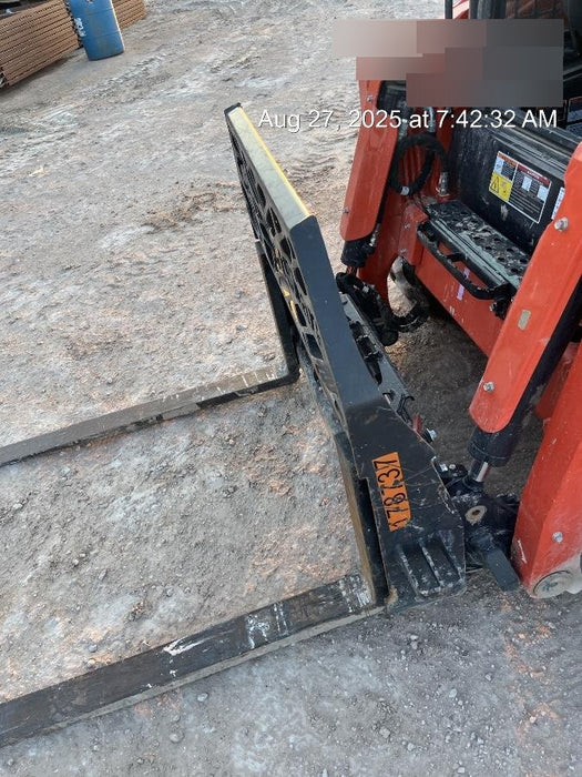 2021 PALADIN 48" Pallet Forks - Paladin