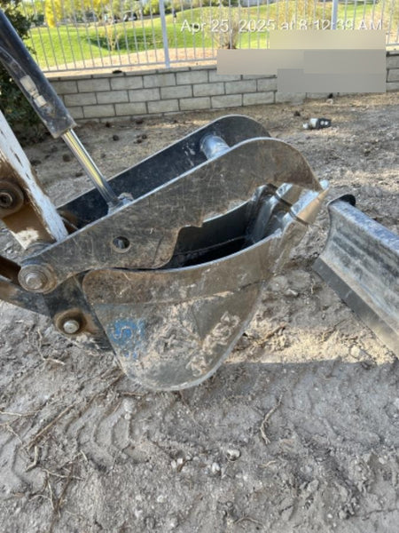 2023 SANY 12" Bucket, Mini Excavator 10,000 - 14,000 lbs - Sany