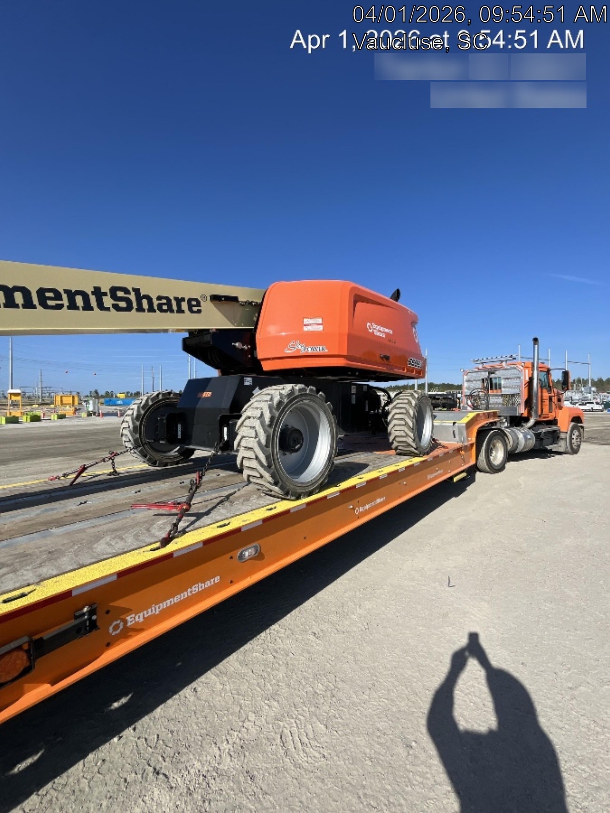 2024 JLG 660SJ