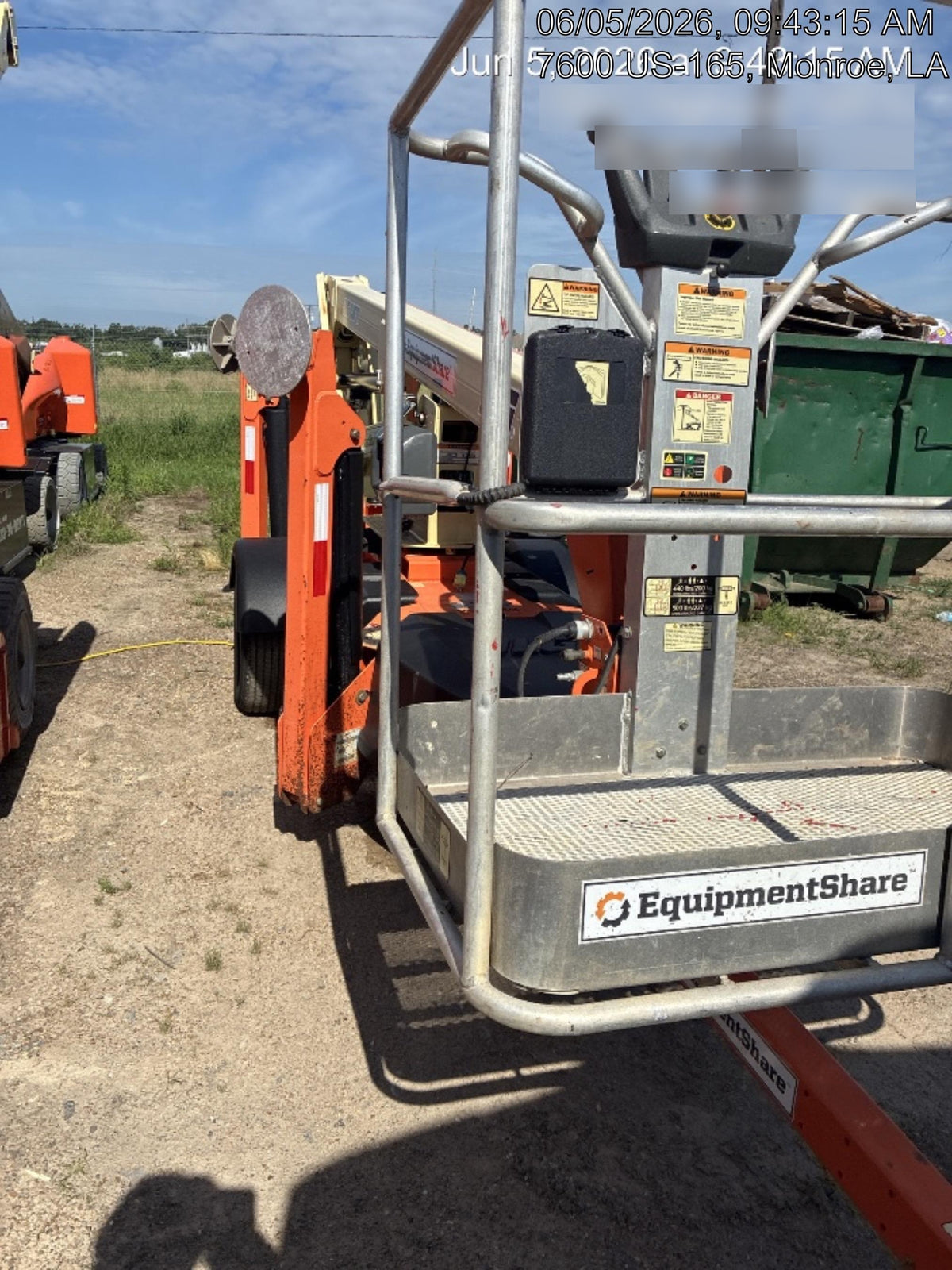 2022 JLG T350