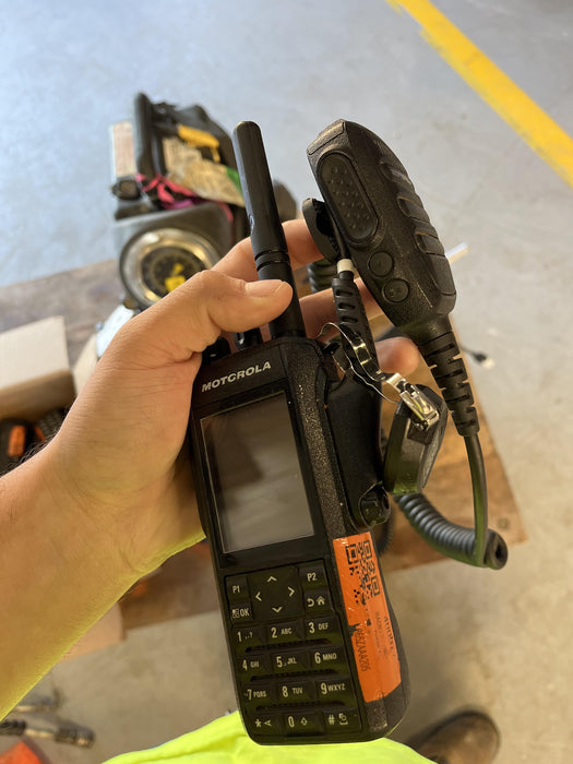 2024 MOTOROLA R7 DISPLAY