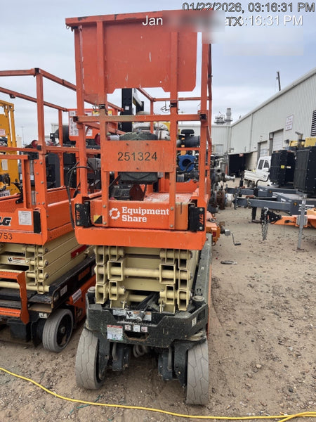 2022 JLG ES2632