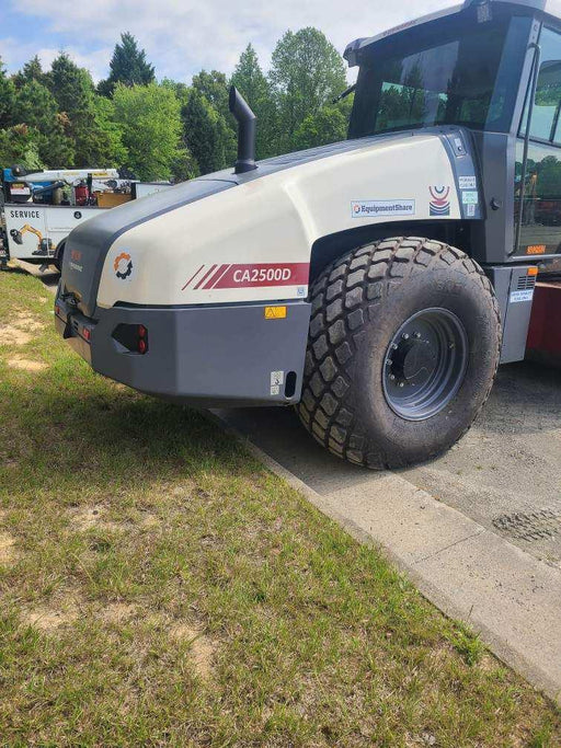 2023 DYNAPAC CA2500D