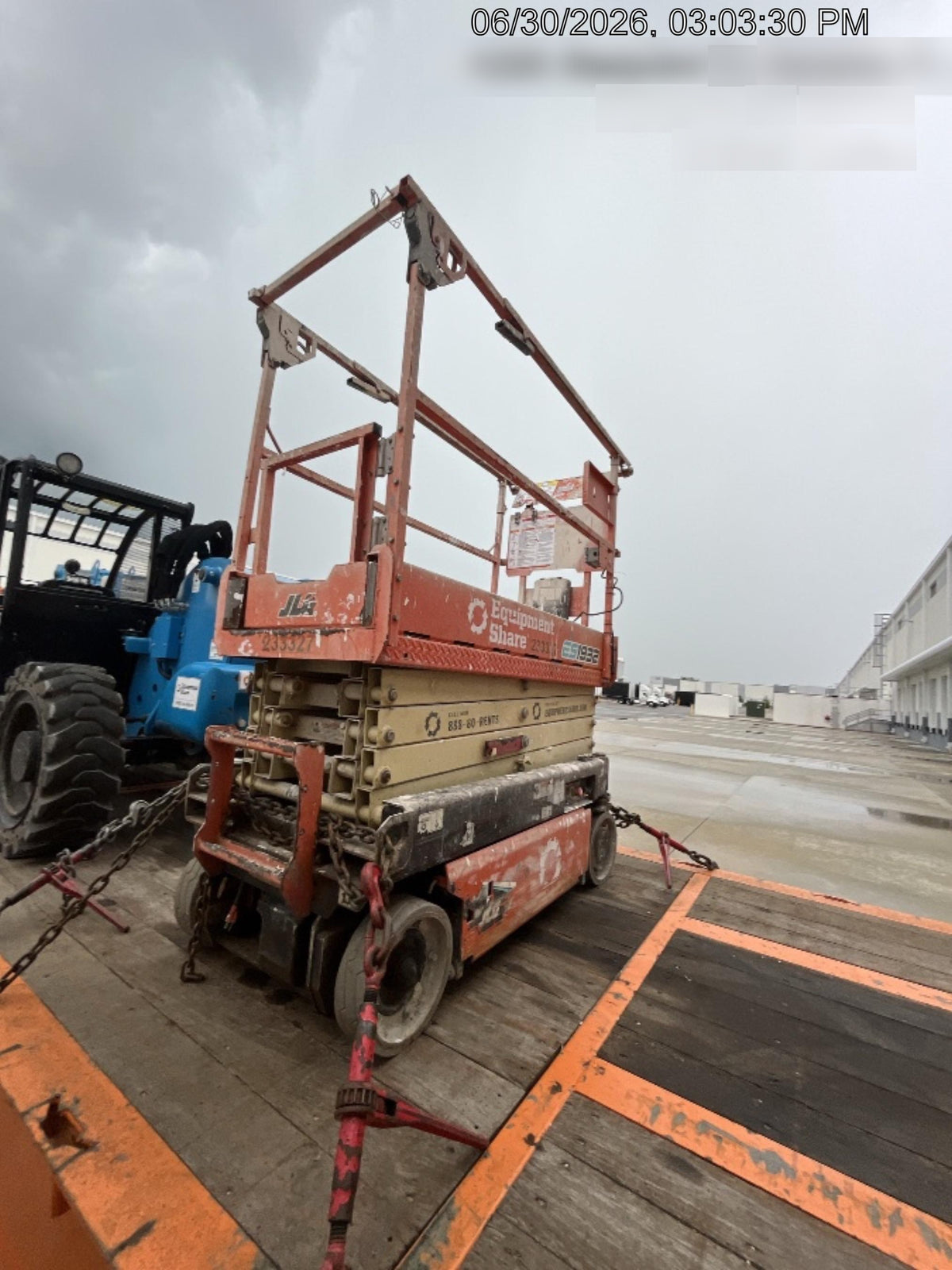 2022 JLG ES1932