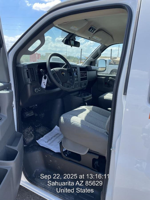 2025 CHEVROLET Express Van - Rental