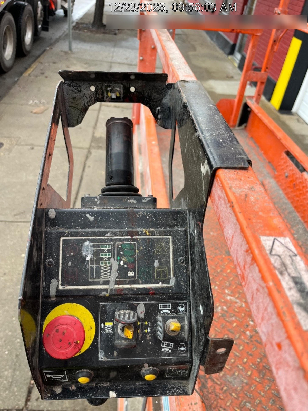 2022 JLG ES2632