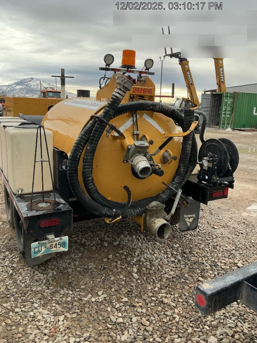 2023 Vac-Tron LP573XDT T4 Koehler Diesel Engine, 500 Gallon Debris Tank, x2 100 Gallon Water Tanks