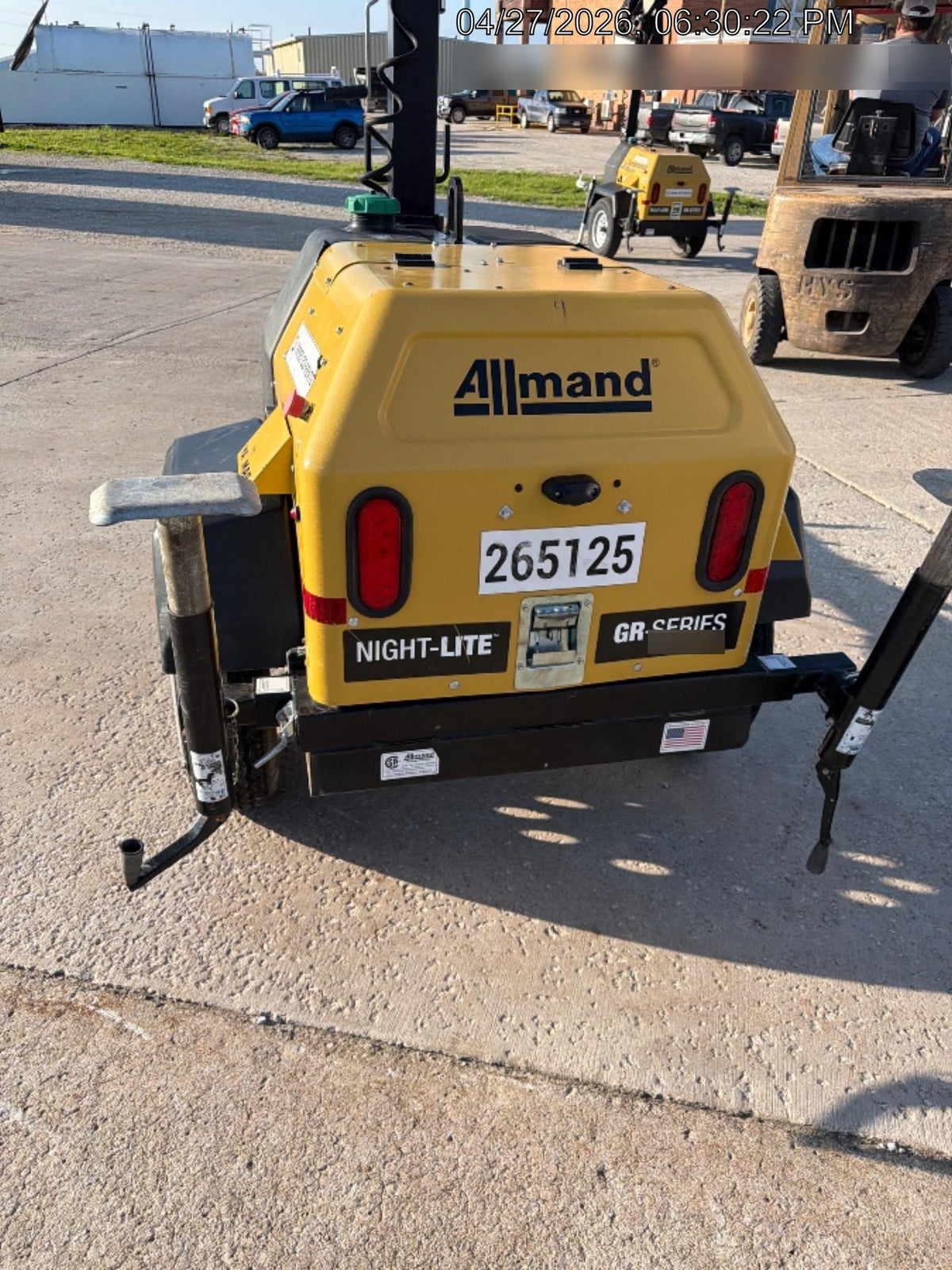 2022 Allmand NLV3GR (4) LED Light Fixture 350W, 23' Vertical Mast, 3kW Prime, Towable, ES Decals, T3