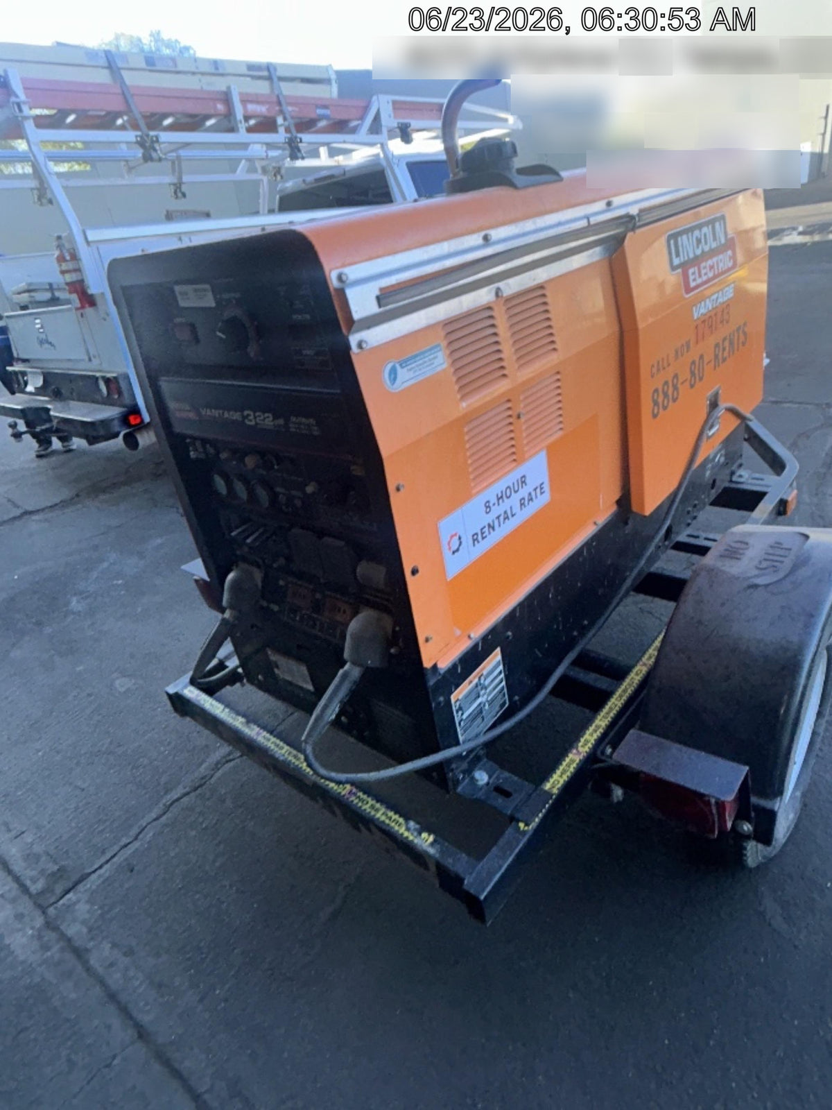2021 Lincoln Electric Vantage 322 Vantage 322 Ready Pak 3 w/ Decals, ORANGE (includes trailer, cable rack, fender light kit) NO Telematics