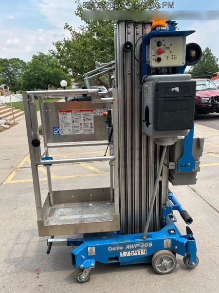 2021 GENIE AWP-30S DC