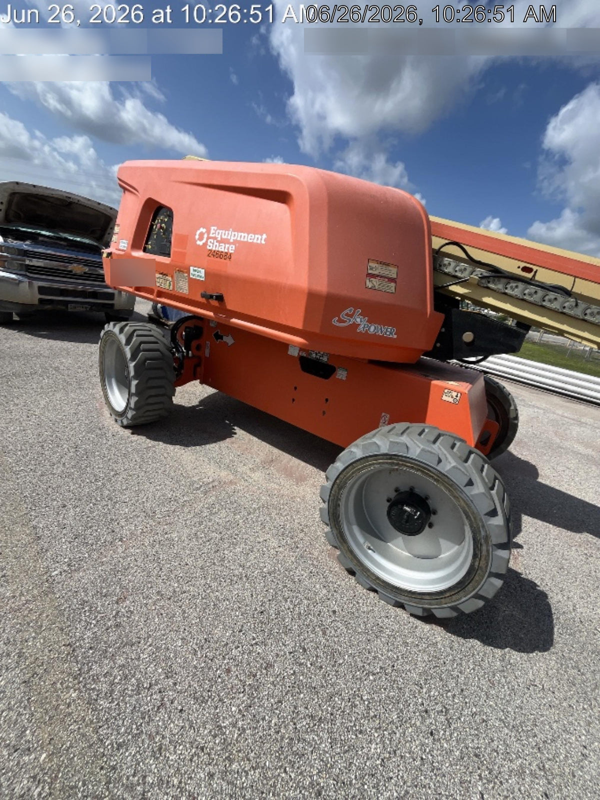 2022 JLG 660SJ