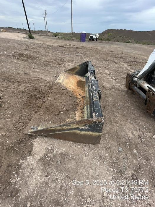 2025 JOHN DEERE 84" Bucket - John Deere