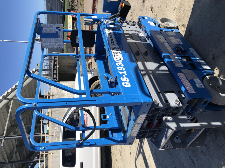 2019 Genie GS-1930 Fixed Rails with Chain Entry