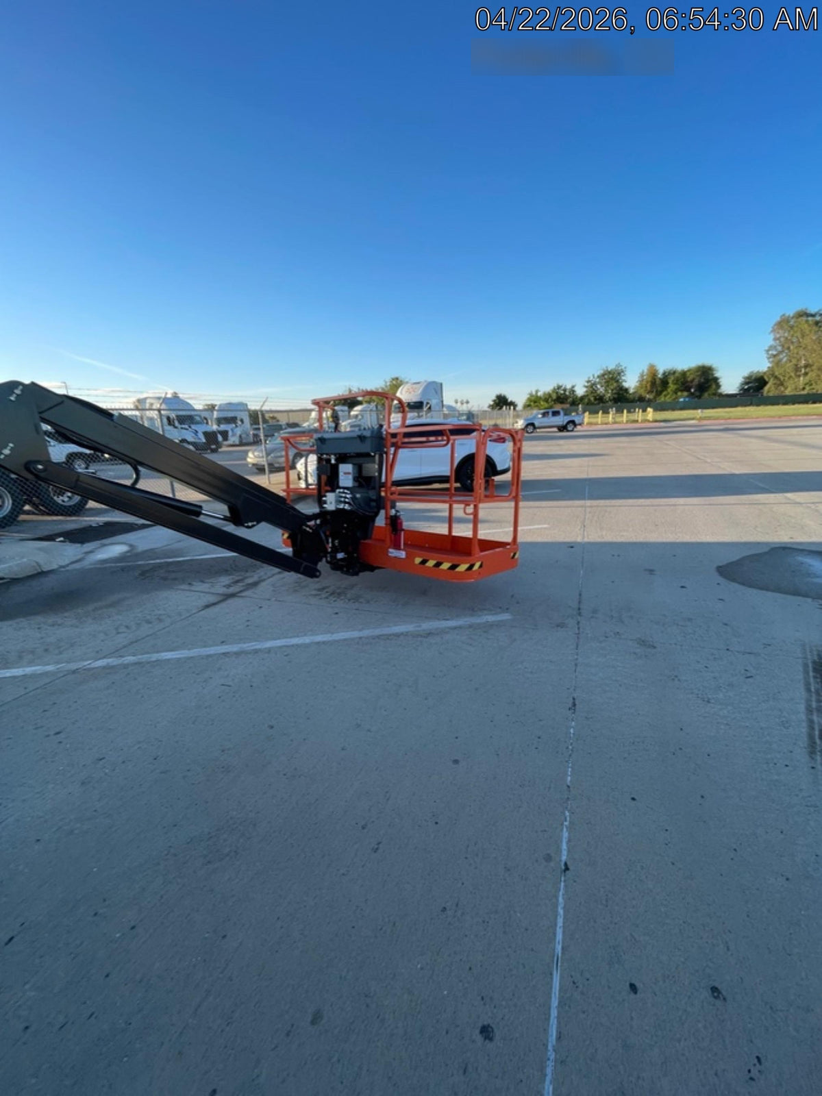 2026 JLG 600AJ