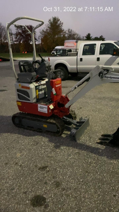2022 TAKEUCHI TB210R