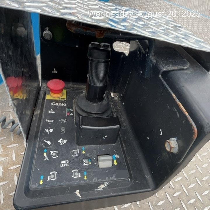 2020 GENIE GS-4390 RT