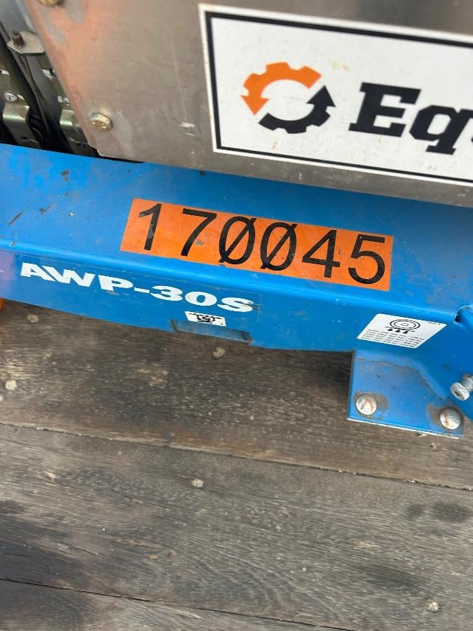 2021 GENIE AWP-30S DC